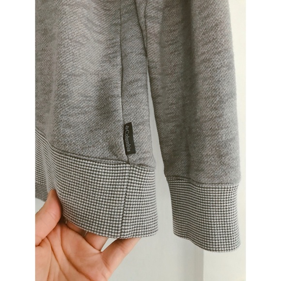 SOLD•Columbia Sportswear Gray Cowl Neck Sweatsh… - Picture 5 of 7
